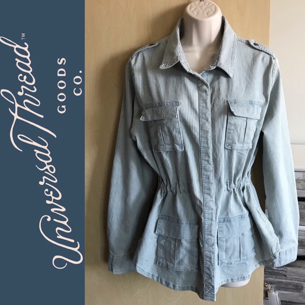 Women’s Universal Thread Striped Blue White Utility Jacket. Size Small
